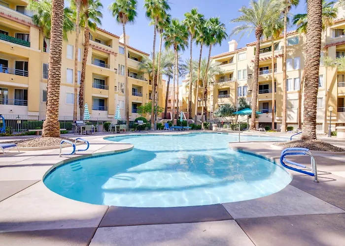 Walk To Las Vegas Strip Modern Condo With Patio!